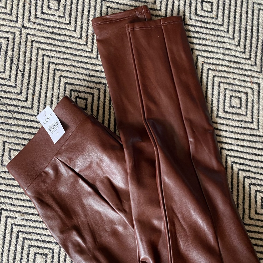 NWT faux leather leggings, size XS, merlot color